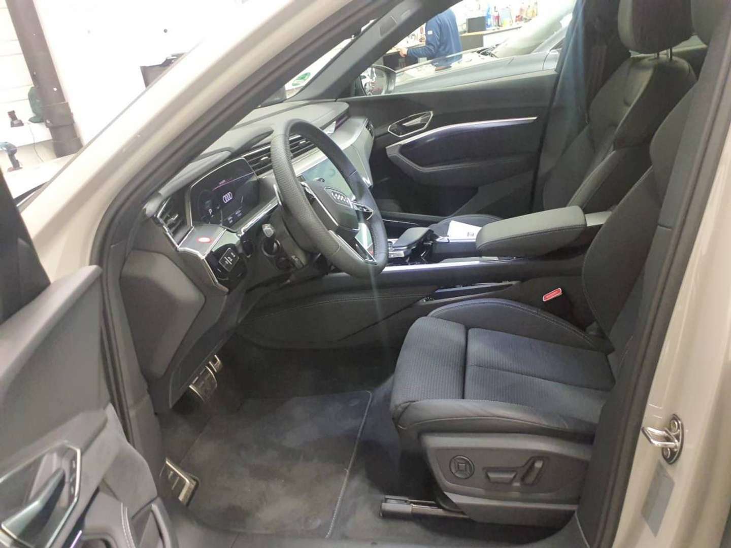 Audi Q8 Dakar 55 - 2025 - Joinsteer - #4