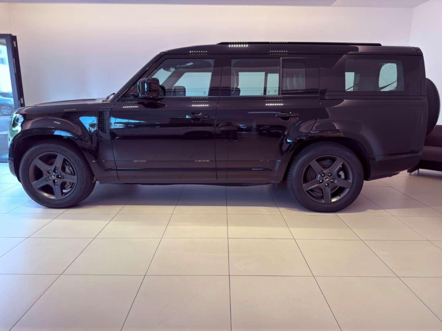 Land Rover Defender 130 X-Dynamic SE D300 - 2024 - Joinsteer - #2