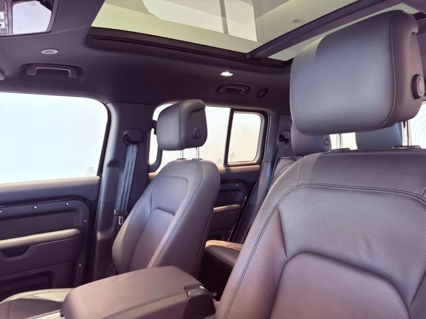 Land Rover Defender 130 X-Dynamic SE D300 - 2024 - Joinsteer - #11