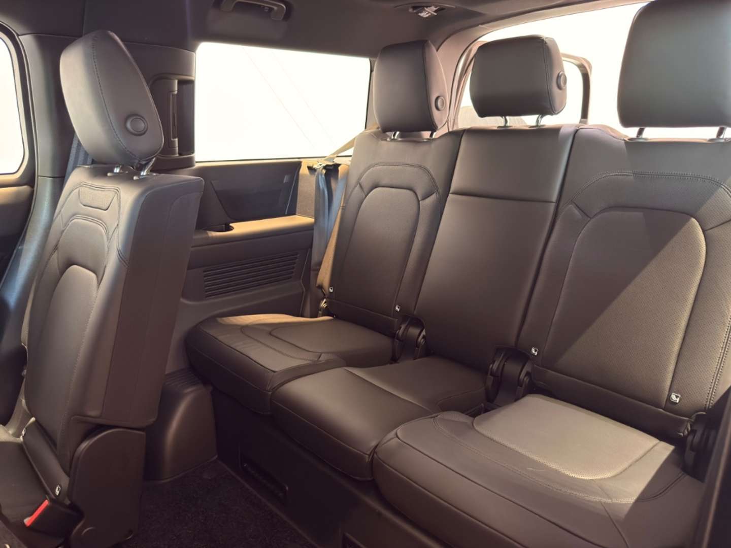 Land Rover Defender 130 X-Dynamic SE D300 - 2024 - Joinsteer - #20