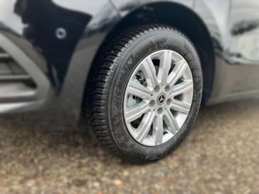Mercedes EQT 200 Standard — photo 6