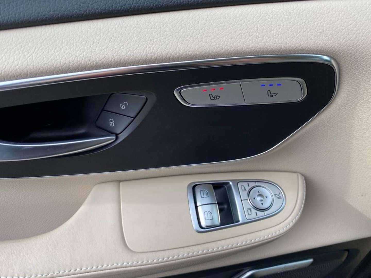 Mercedes V 300 300 Avantgarde - 2023 - Joinsteer - #13