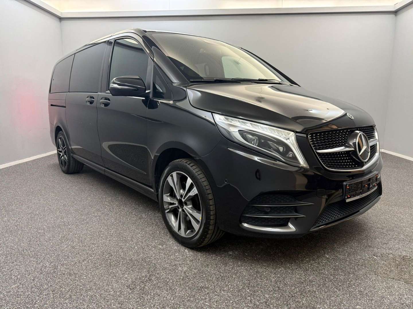Mercedes V 300 300 AMG Line - 2021 - Joinsteer - #3