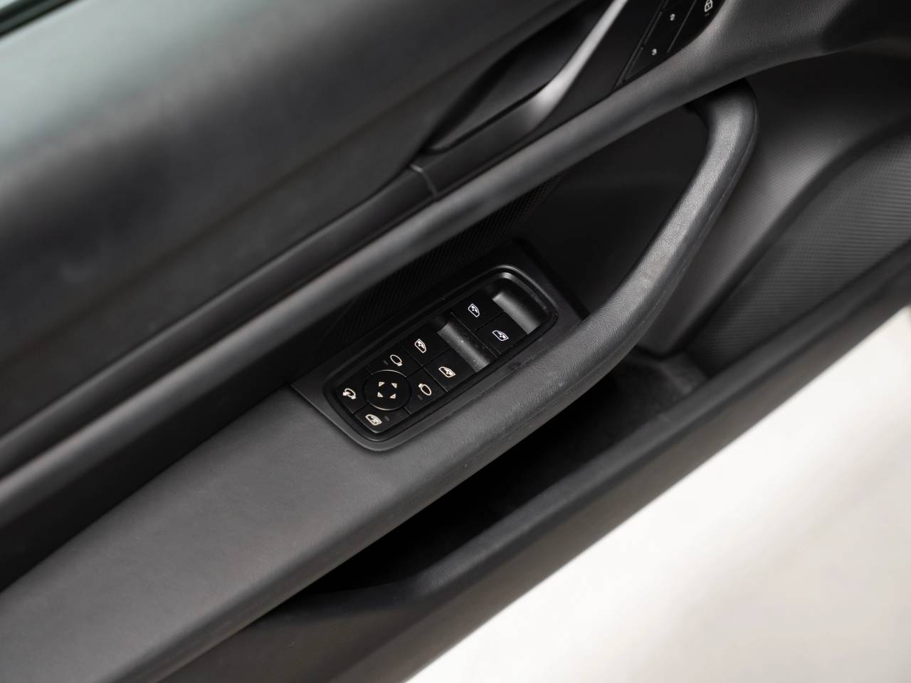 Porsche Taycan 4 Cross Turismo - 2022 - Joinsteer - #22