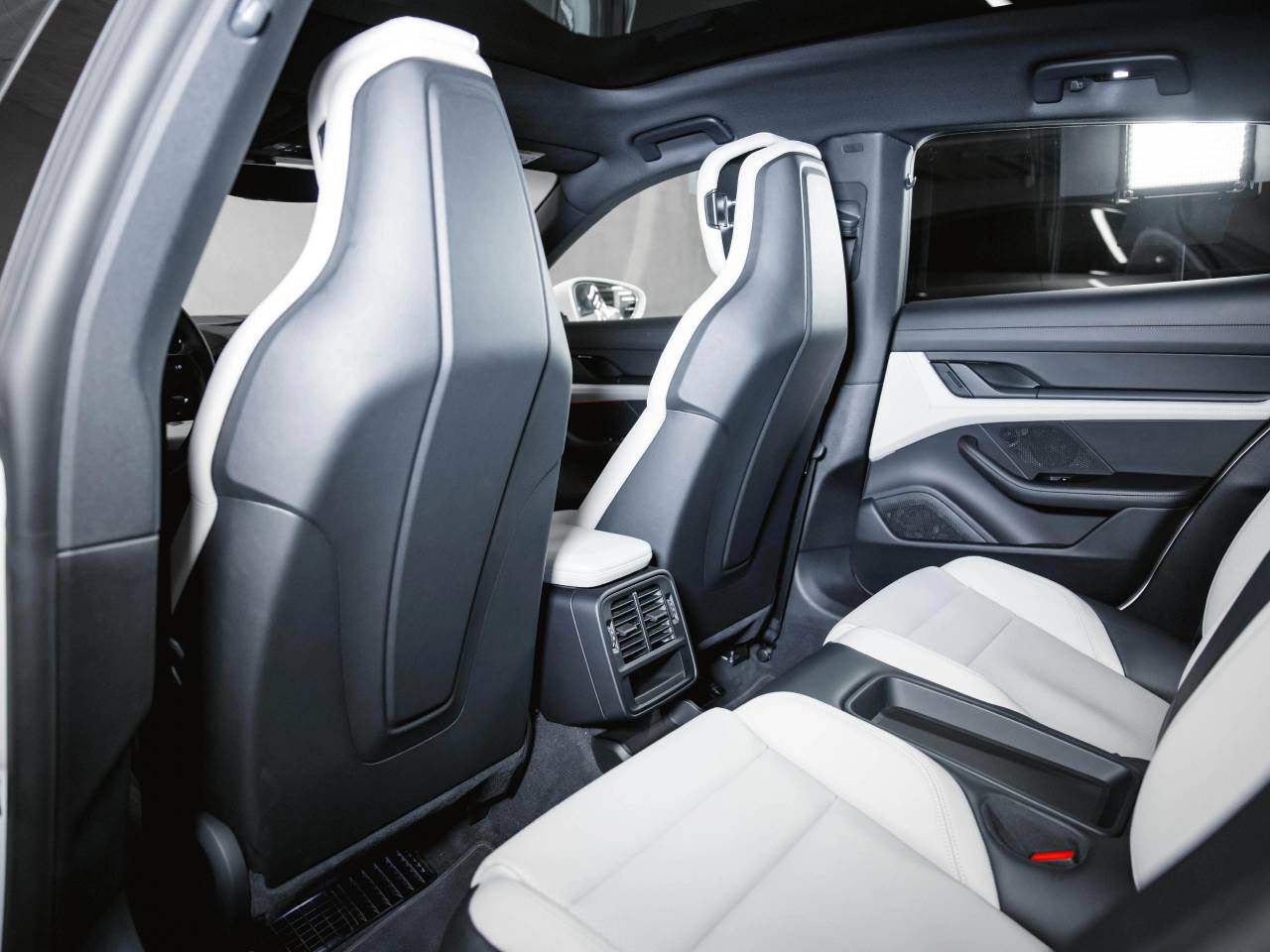Porsche Taycan 4 Cross Turismo - 2022 - Joinsteer - #21