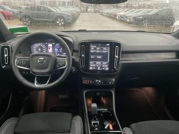 Volvo XC40 T5 Recharge Plus — photo 2