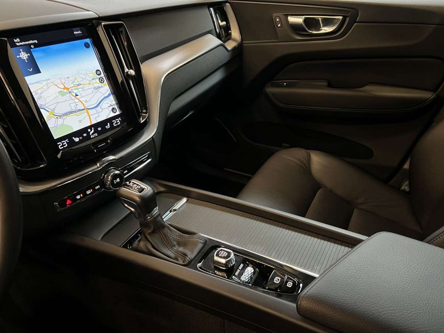 Volvo XC60 T5 Momentum - 2020 - Joinsteer - #24