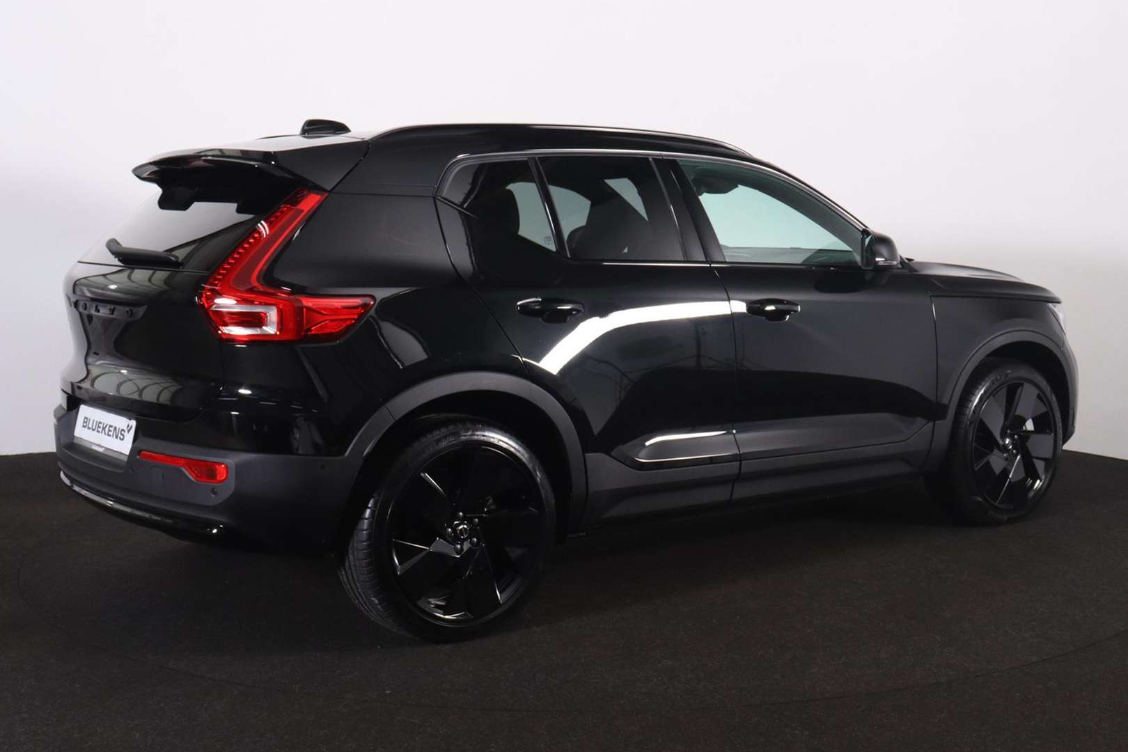 Volvo EX40 Twin Motor Performance - 2025 - Joinsteer - #4