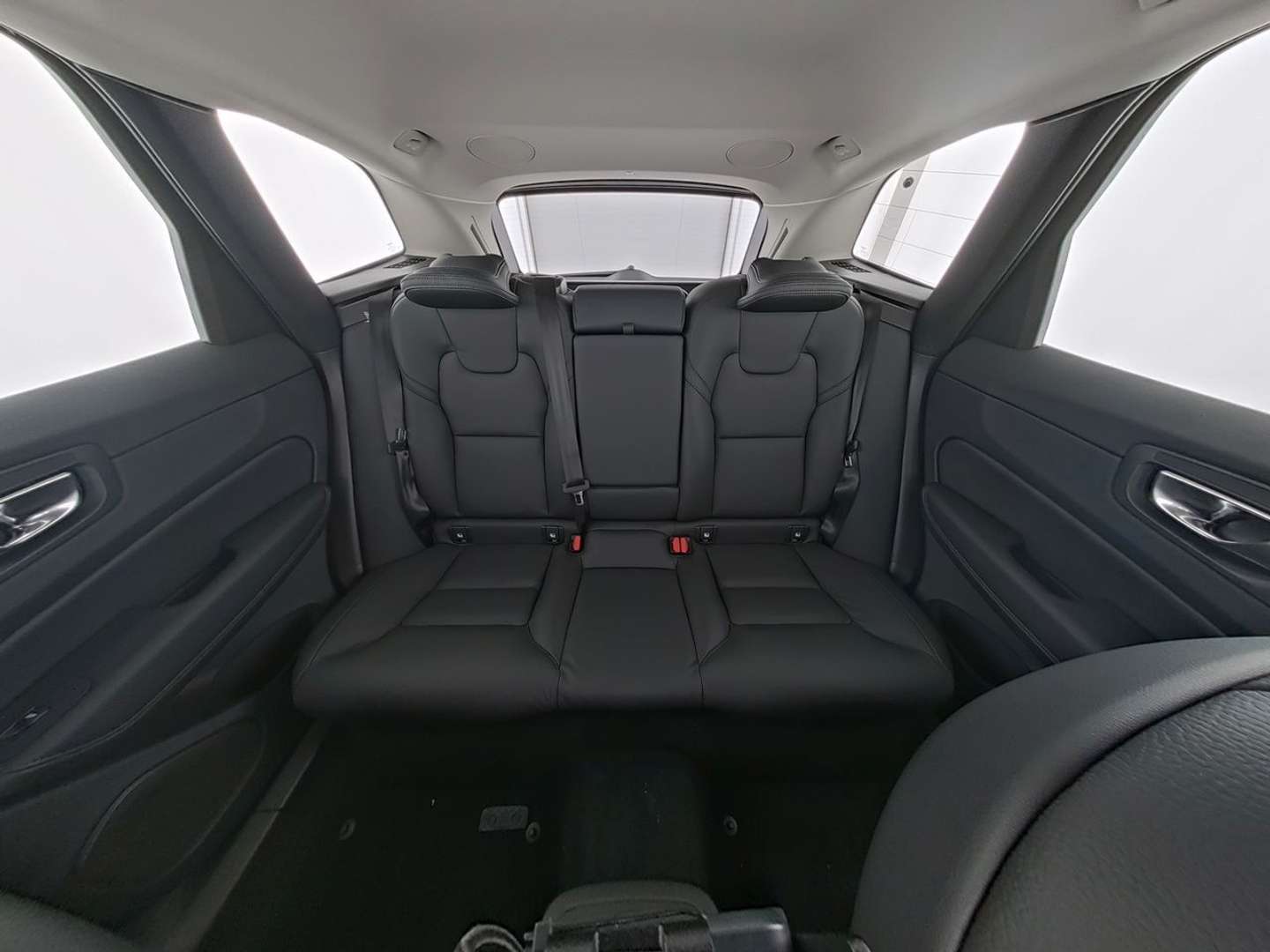 Volvo XC60 B5 Core - 2025 - Joinsteer - #7