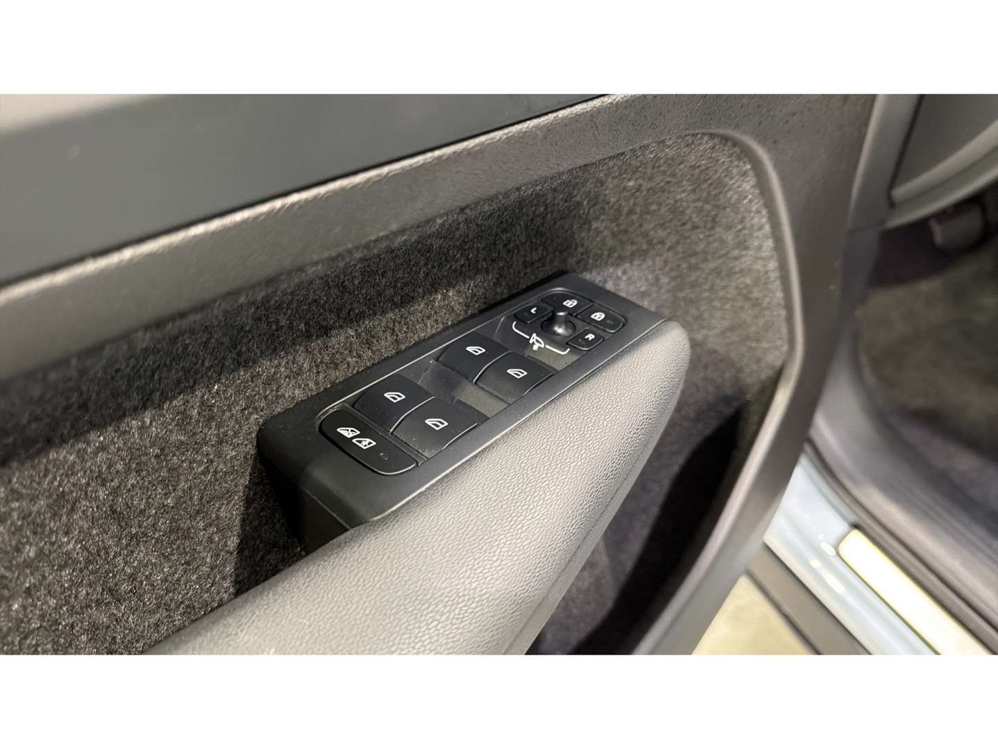 Volvo C40 Recharge Core - 2024 - Joinsteer - #22