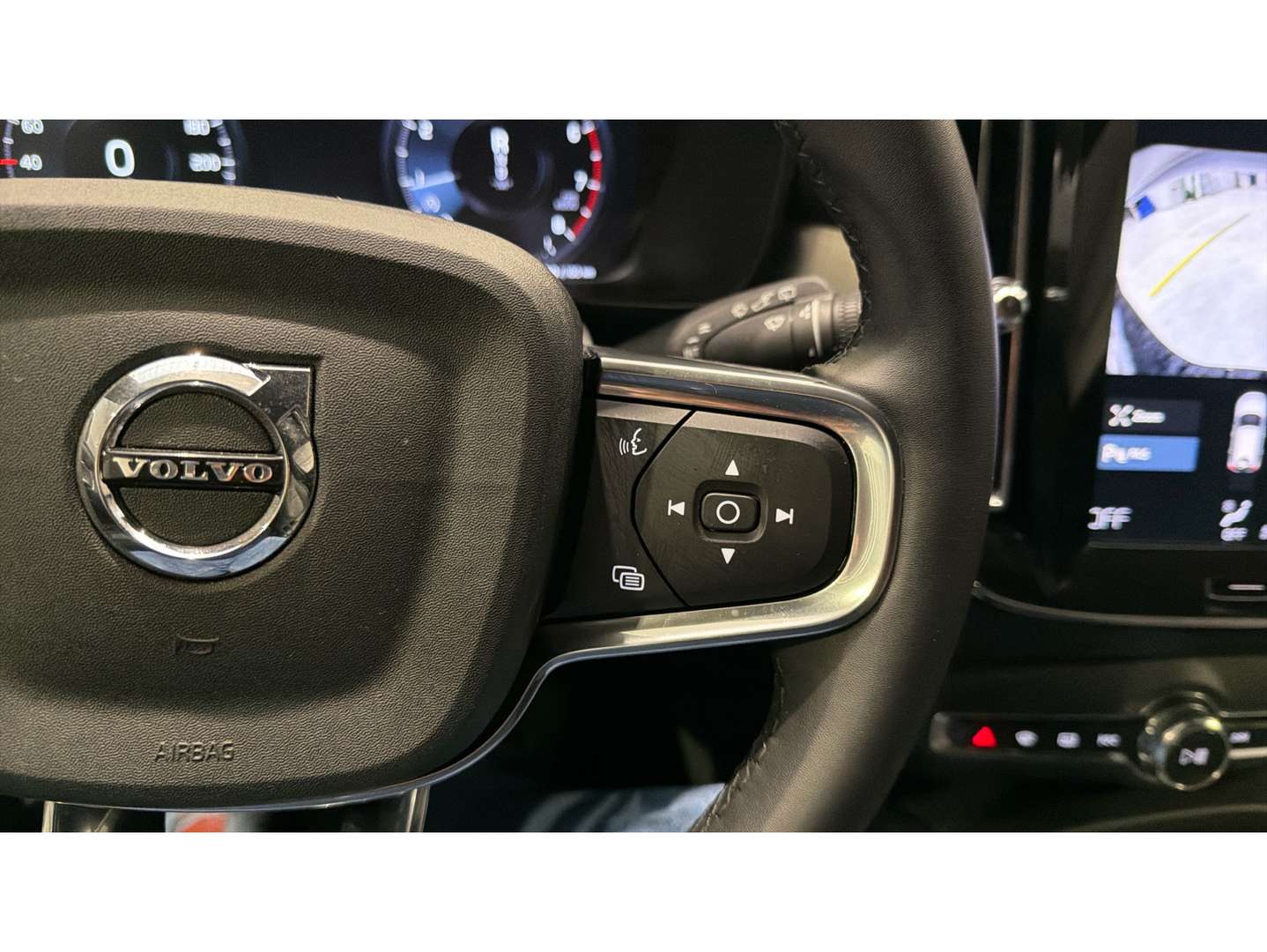 Volvo XC40 T2 Core - 2024 - Joinsteer - #20