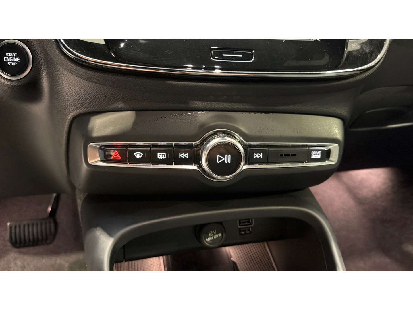 Volvo XC40 T2 Core - 2024 - Joinsteer - #48