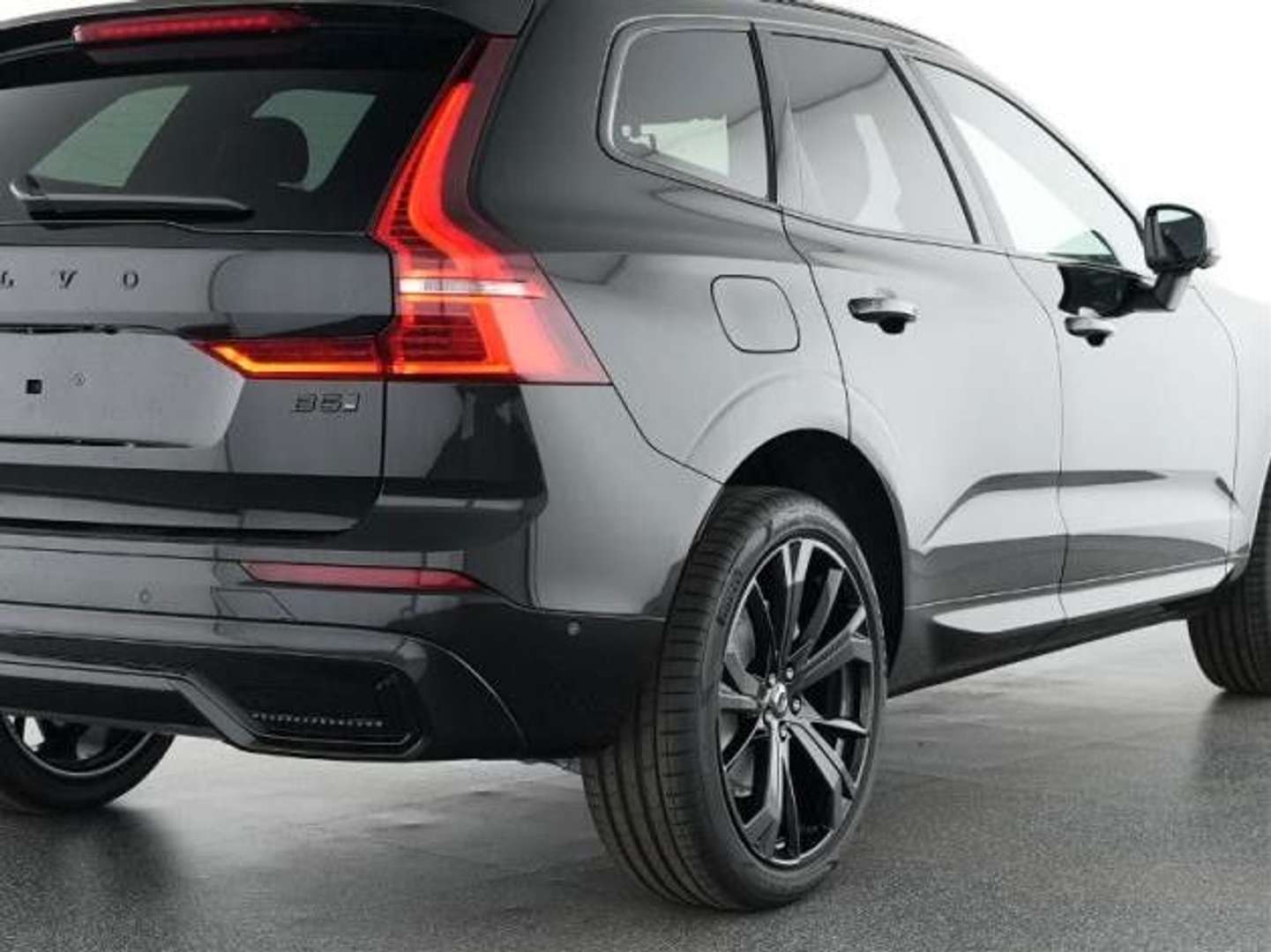 Volvo XC60 Ultra Black Edition AWD - 2025 - Joinsteer - #5