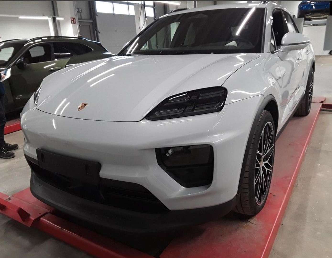 Porsche Macan Electrique 4 - 2024 - Joinsteer - #1