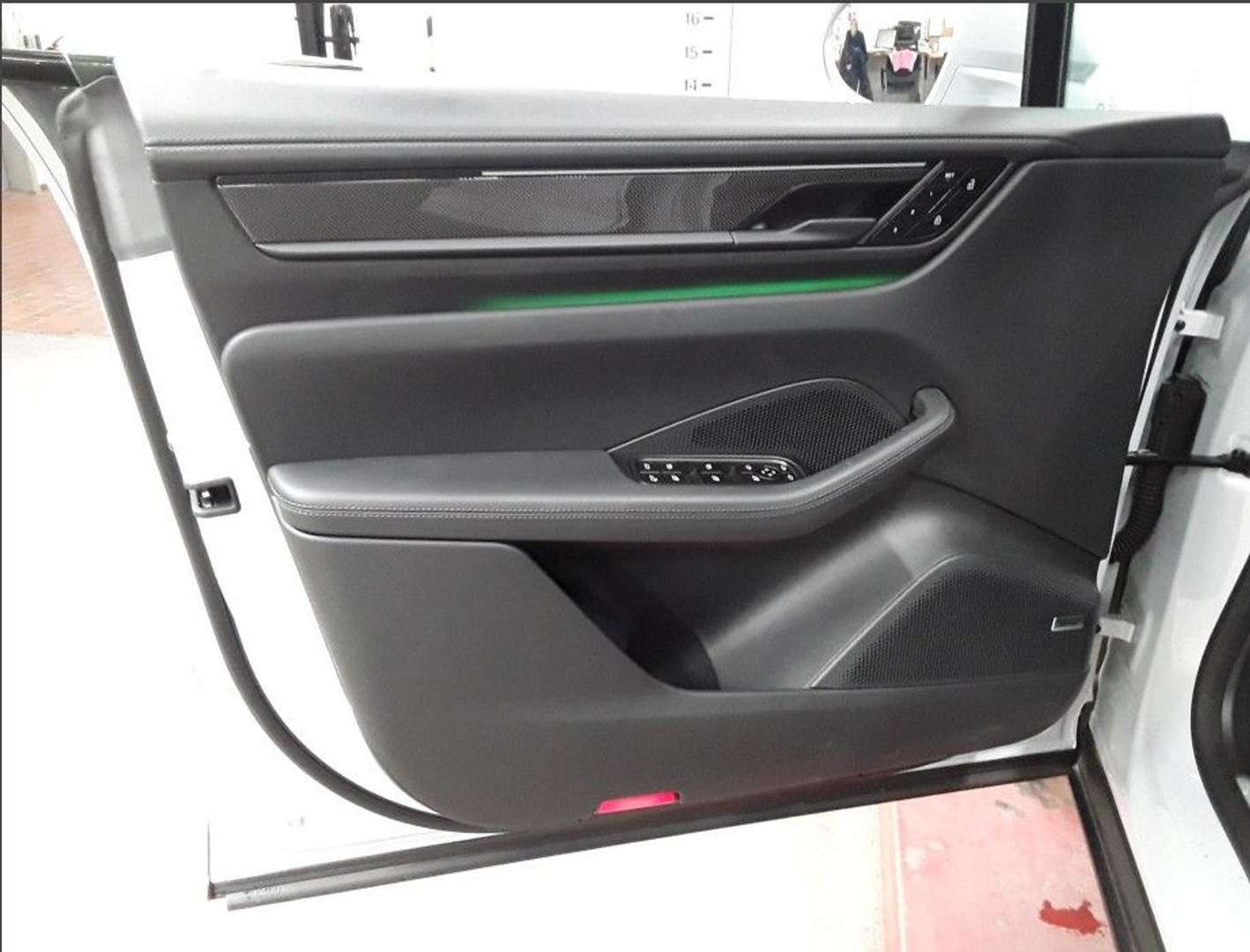 Porsche Macan Electrique 4 - 2024 - Joinsteer - #5