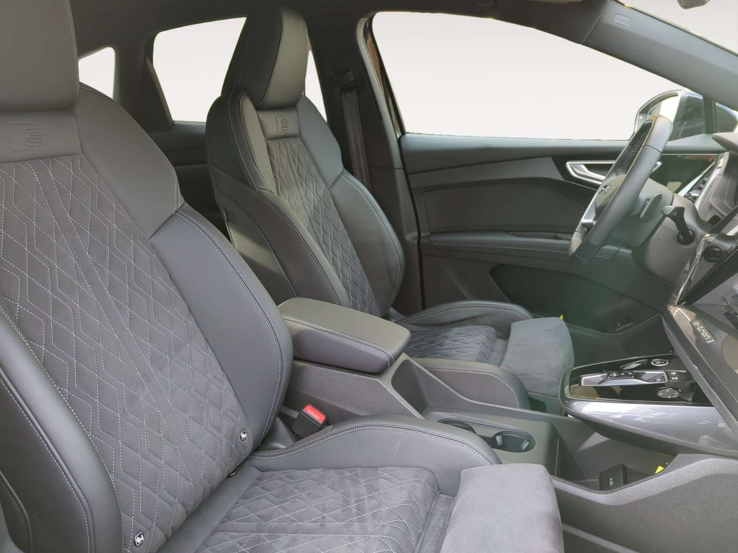 Audi Q4 Sportback 50 S Line - 2022 - Joinsteer - #6