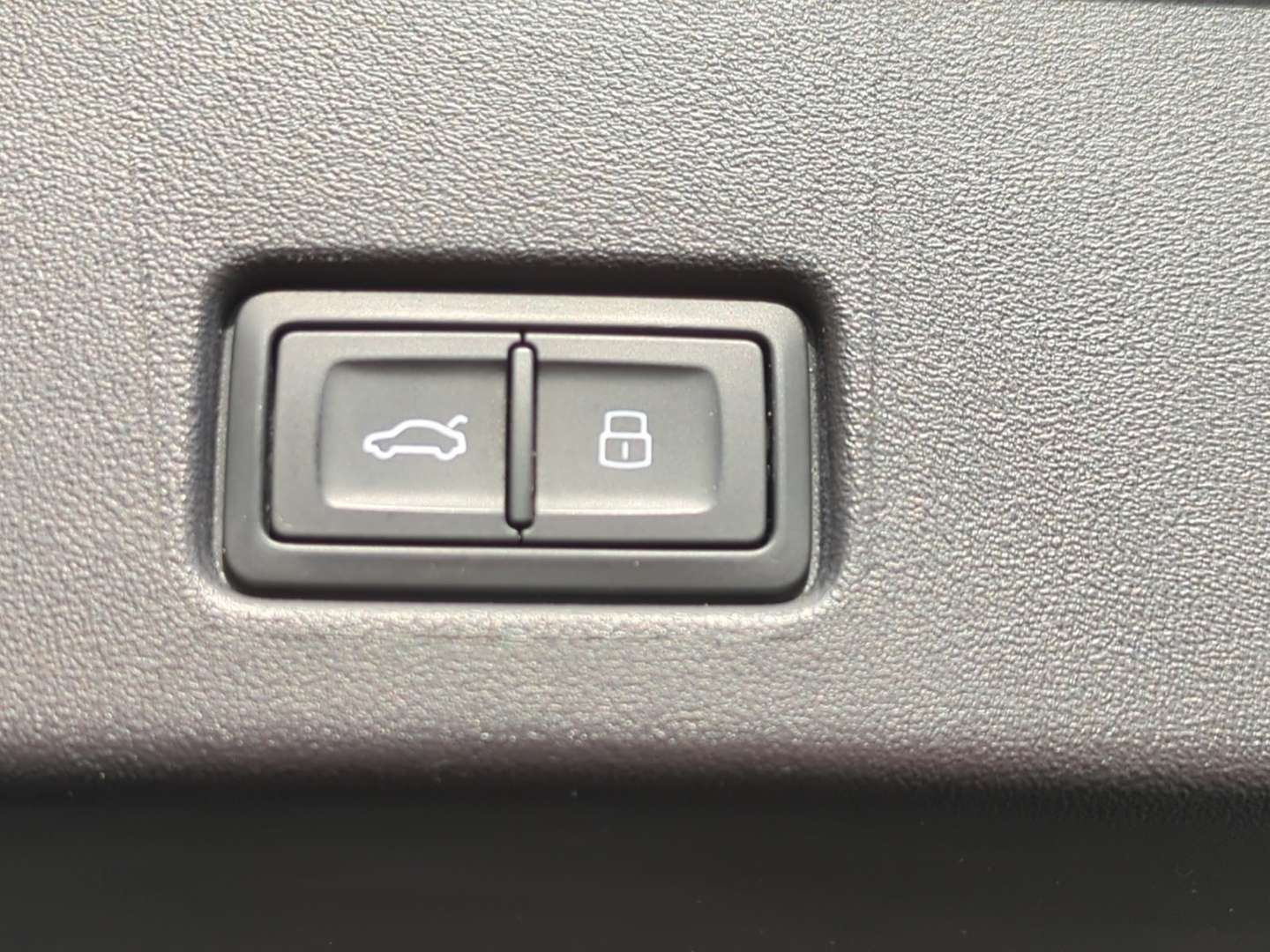 Audi Q4 Sportback 50 S Line - 2022 - Joinsteer - #23