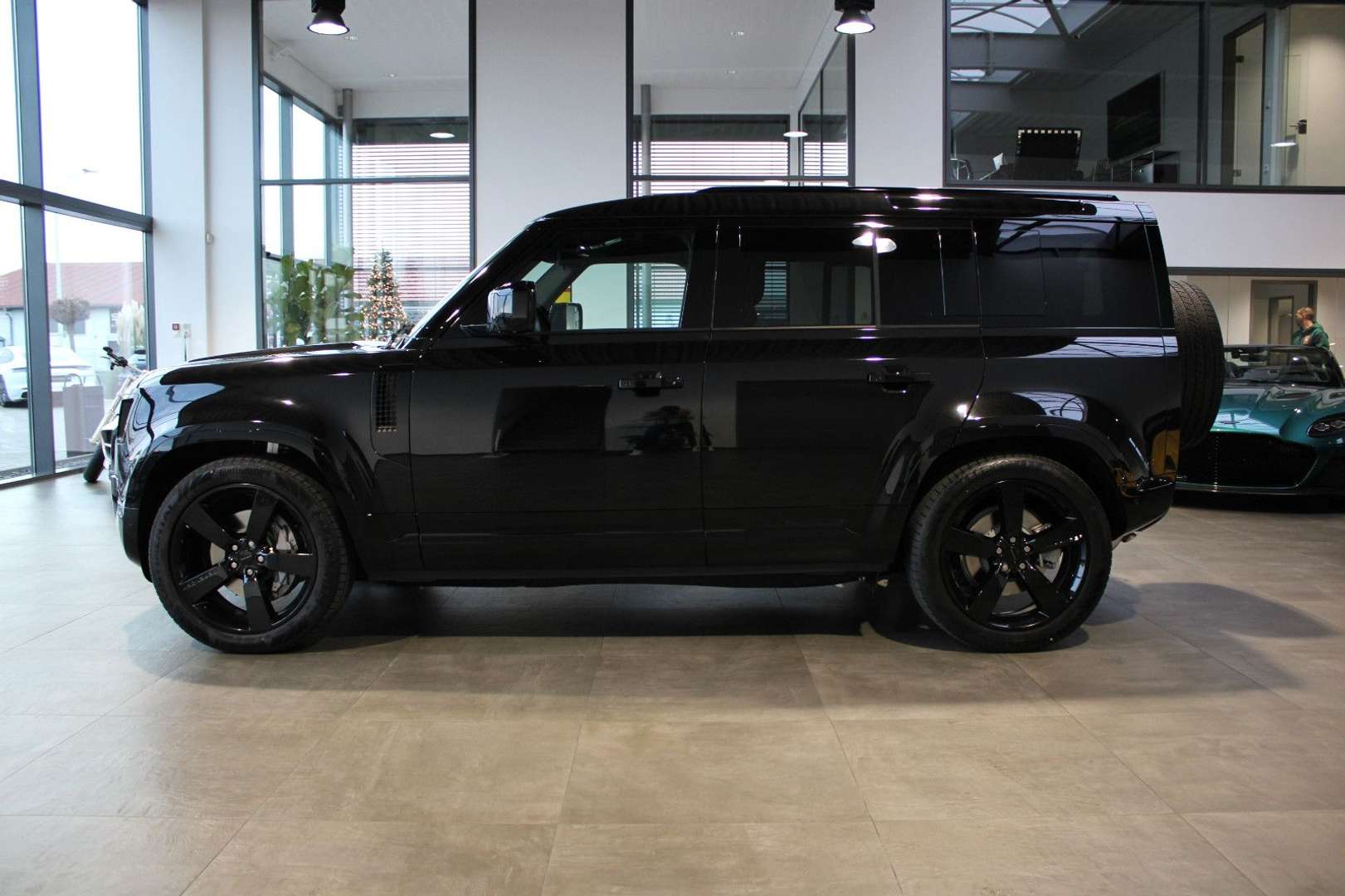 Land Rover Defender 110 X-Dynamic HSE - 2025 - Joinsteer - #1