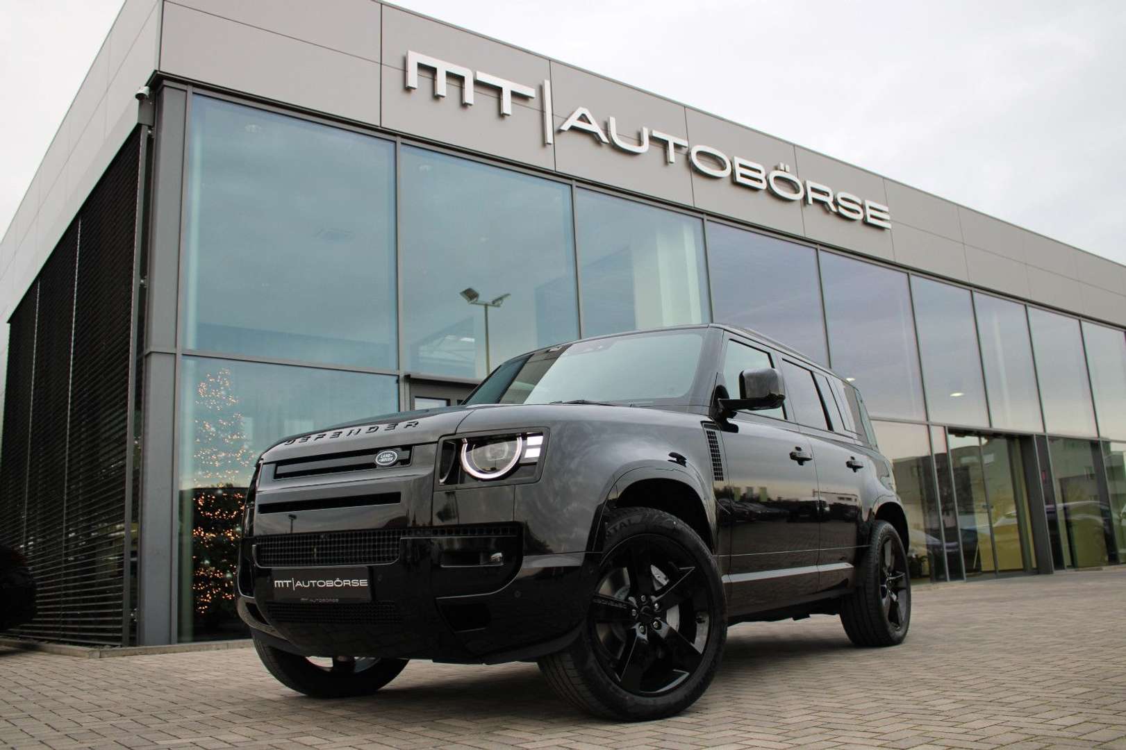 Land Rover Defender 110 X-Dynamic HSE - 2025 - Joinsteer - #2