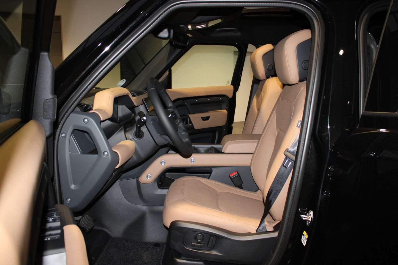 Land Rover Defender 110 X-Dynamic HSE - 2025 - Joinsteer - #5