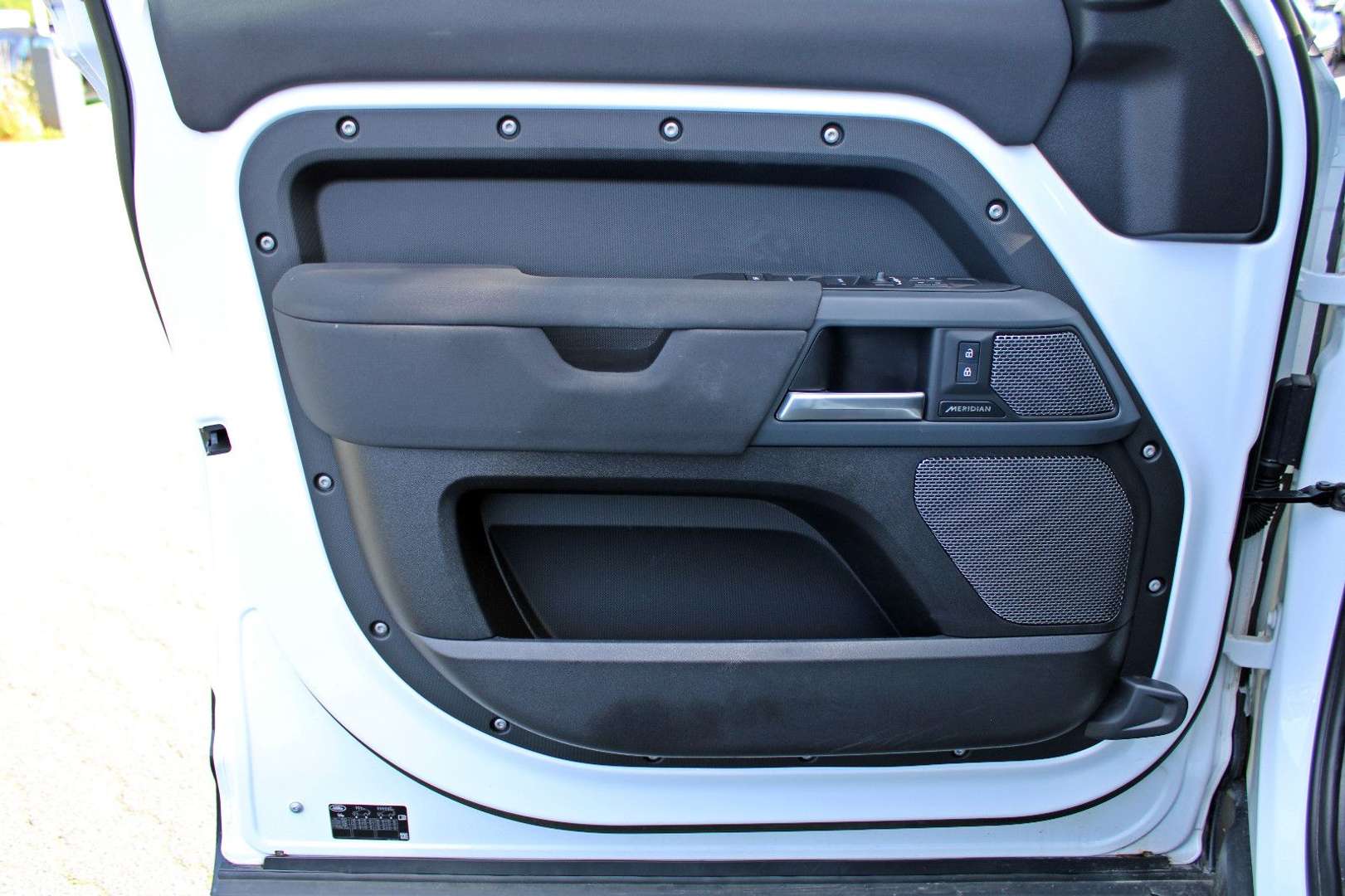 Land Rover Defender 110 X-Dynamic SE - 2023 - Joinsteer - #3