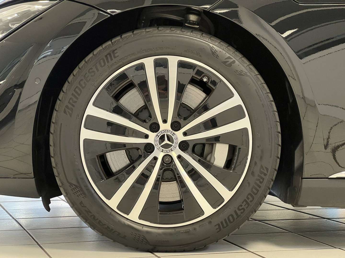 Mercedes EQE 300 Electric Art Advanced+ - 2024 - Joinsteer - #1