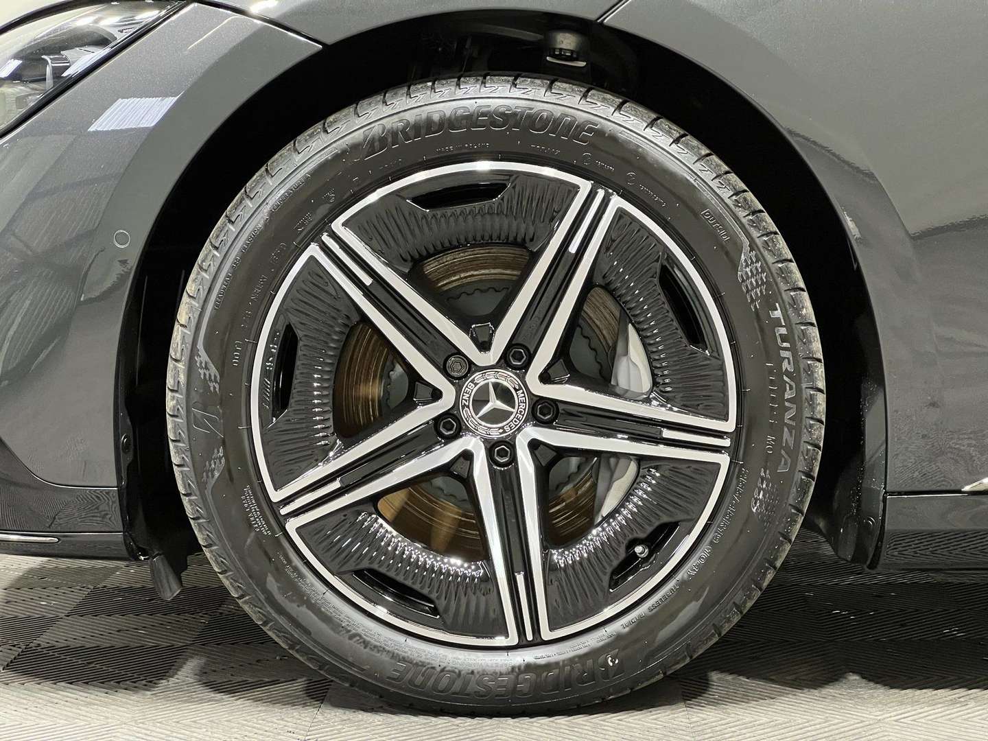 Mercedes EQE 350 AMG Line - 2025 - Joinsteer - #1