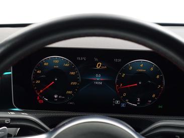 Mercedes Classe A 200 Premium Plus — photo 13