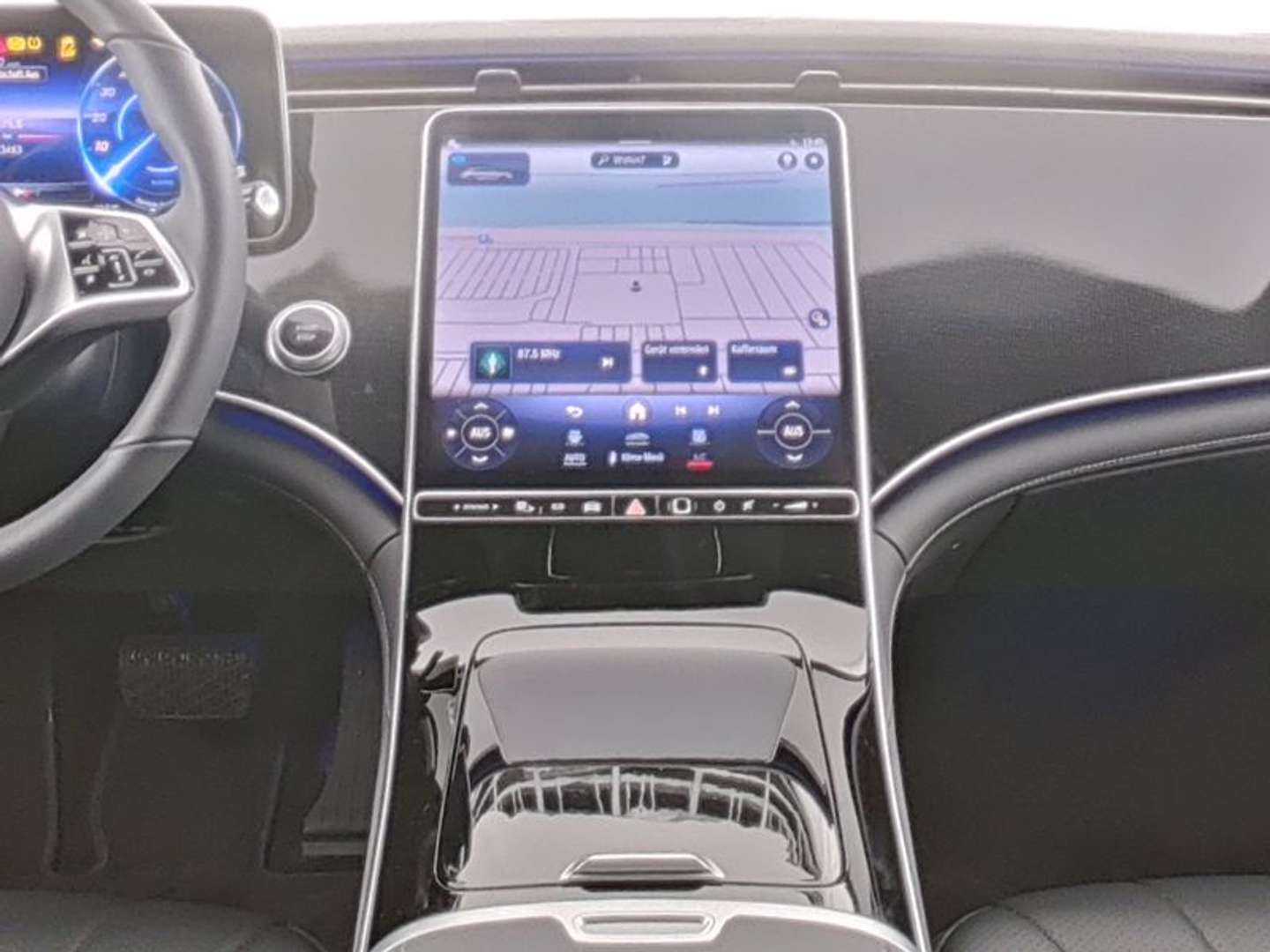 Mercedes EQE 300 AMG Line - 2024 - Joinsteer - #5