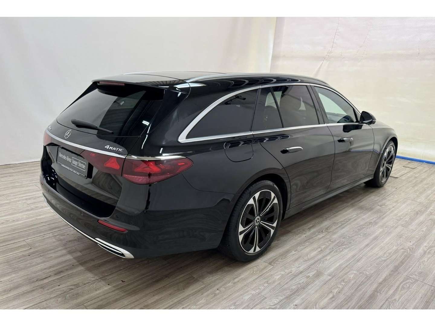 Mercedes Classe E 300 Avantgarde - 2024 - Joinsteer - #2