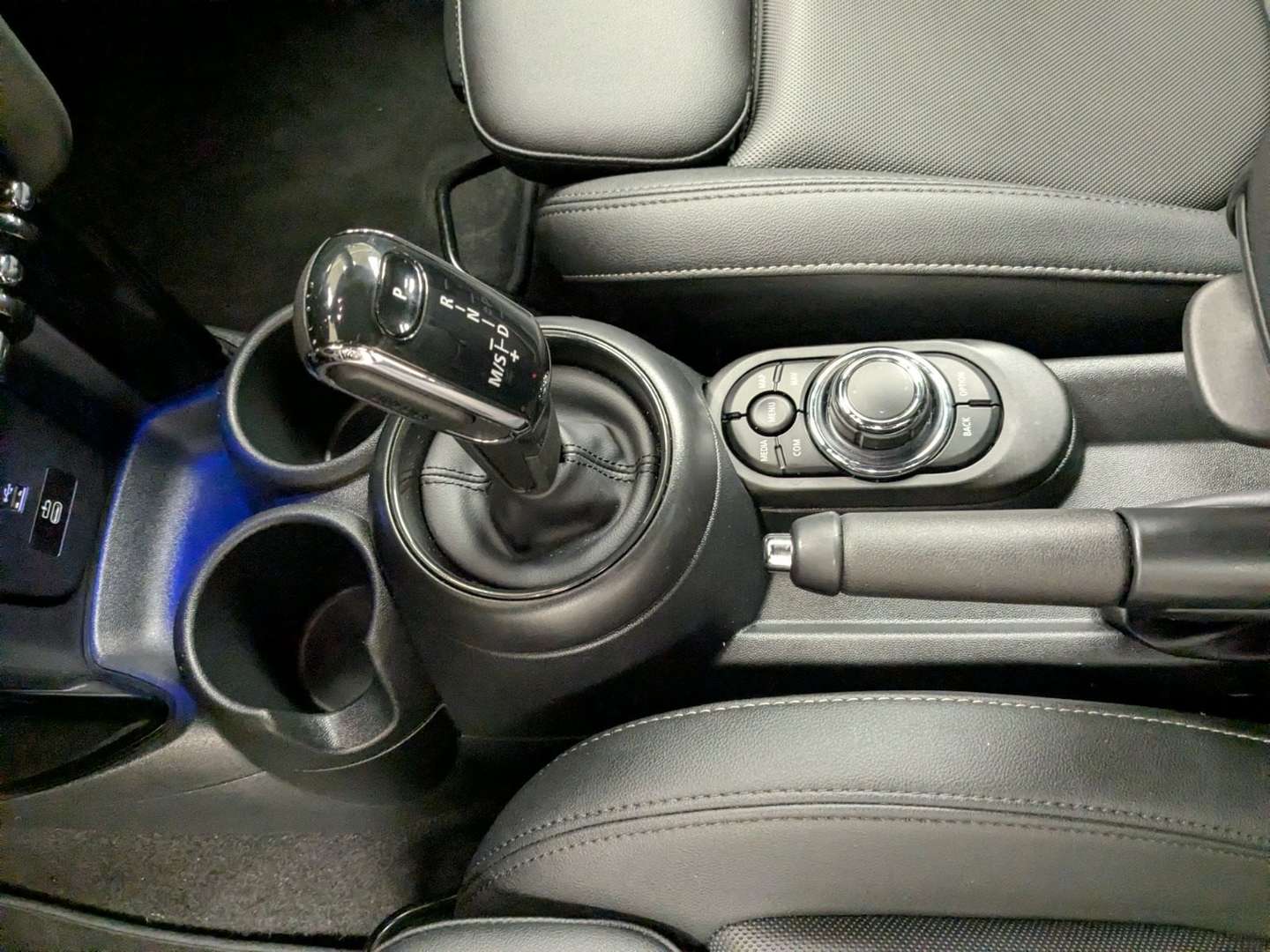 Mini Cabrio Cooper S - 2023 - Joinsteer - #13