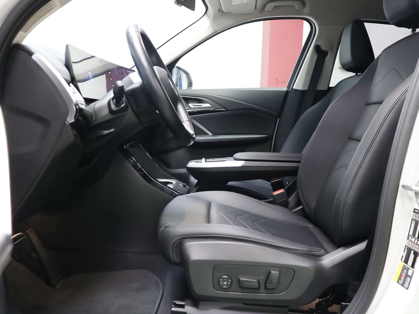 BMW IX1 EDrive20 - 2024 - Joinsteer - #6