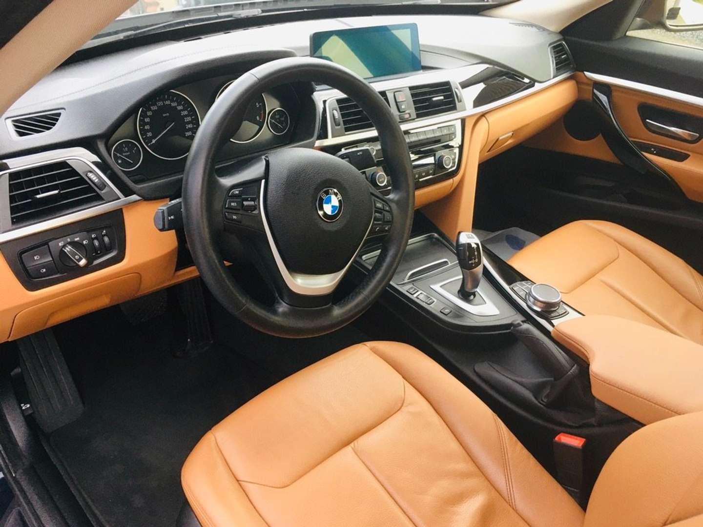 BMW Série 3 GT 318d - 2020 - Joinsteer - #19