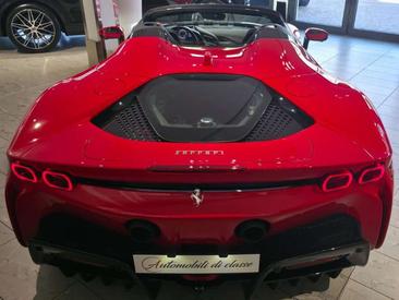 Ferrari SF90 Spider — photo 10