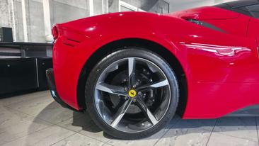 Ferrari SF90 Spider — photo 12