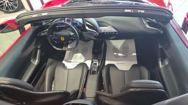 Ferrari SF90 Spider — photo 15