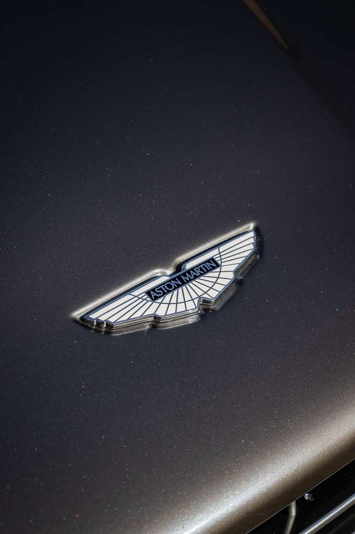 Aston Martin DBS Manual - 2008 - Joinsteer - #7