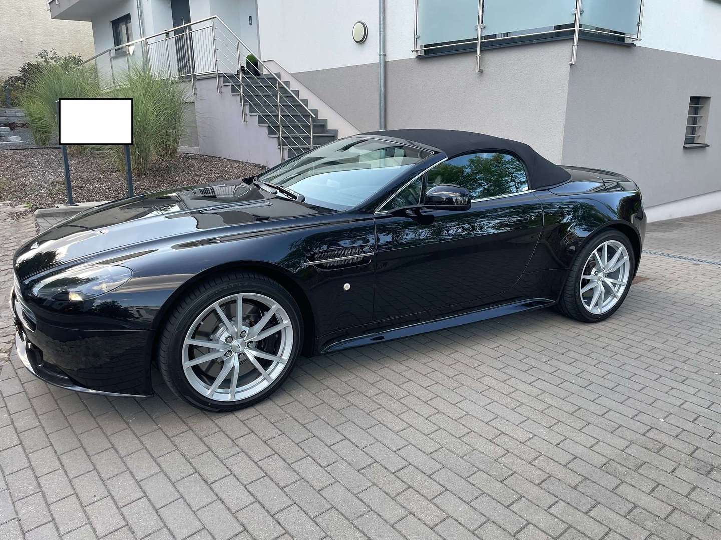 Aston Martin Vantage V8 Sportshift - 2017 - Joinsteer - #1