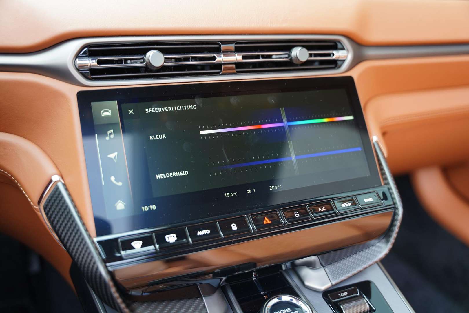 Aston Martin Vanquish Volante 5.2 V12 MY 26 - 2025 - Joinsteer - #15