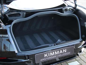 Aston Martin DB11 4.0 V8 — photo 6