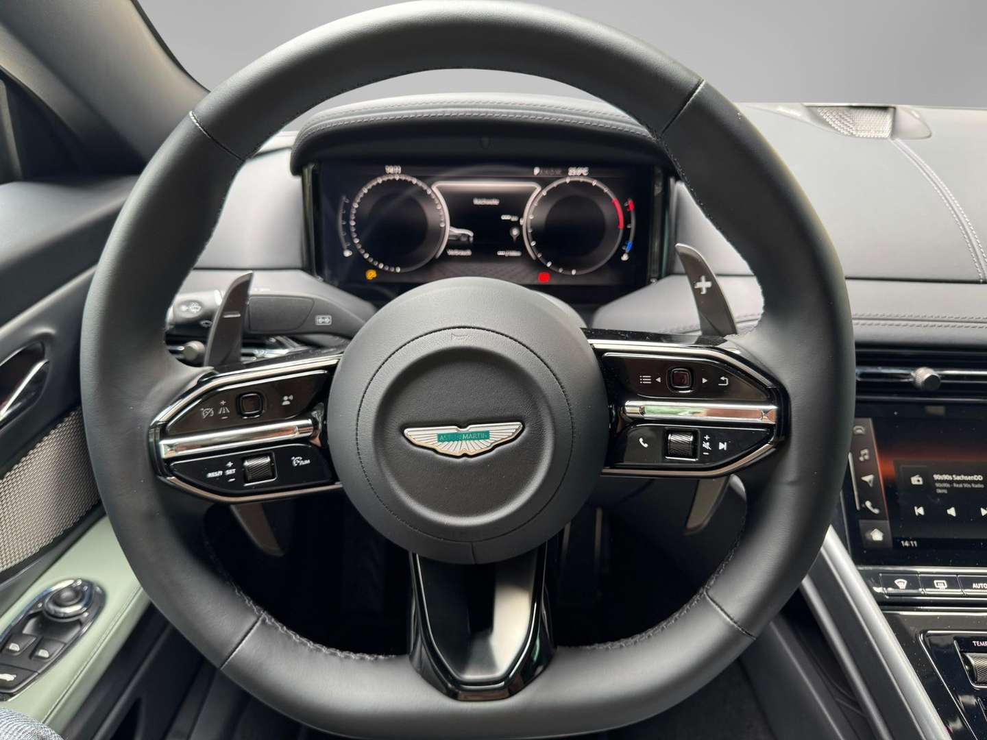 Aston Martin DB12 4.0 V8 - 2025 - Joinsteer - #15