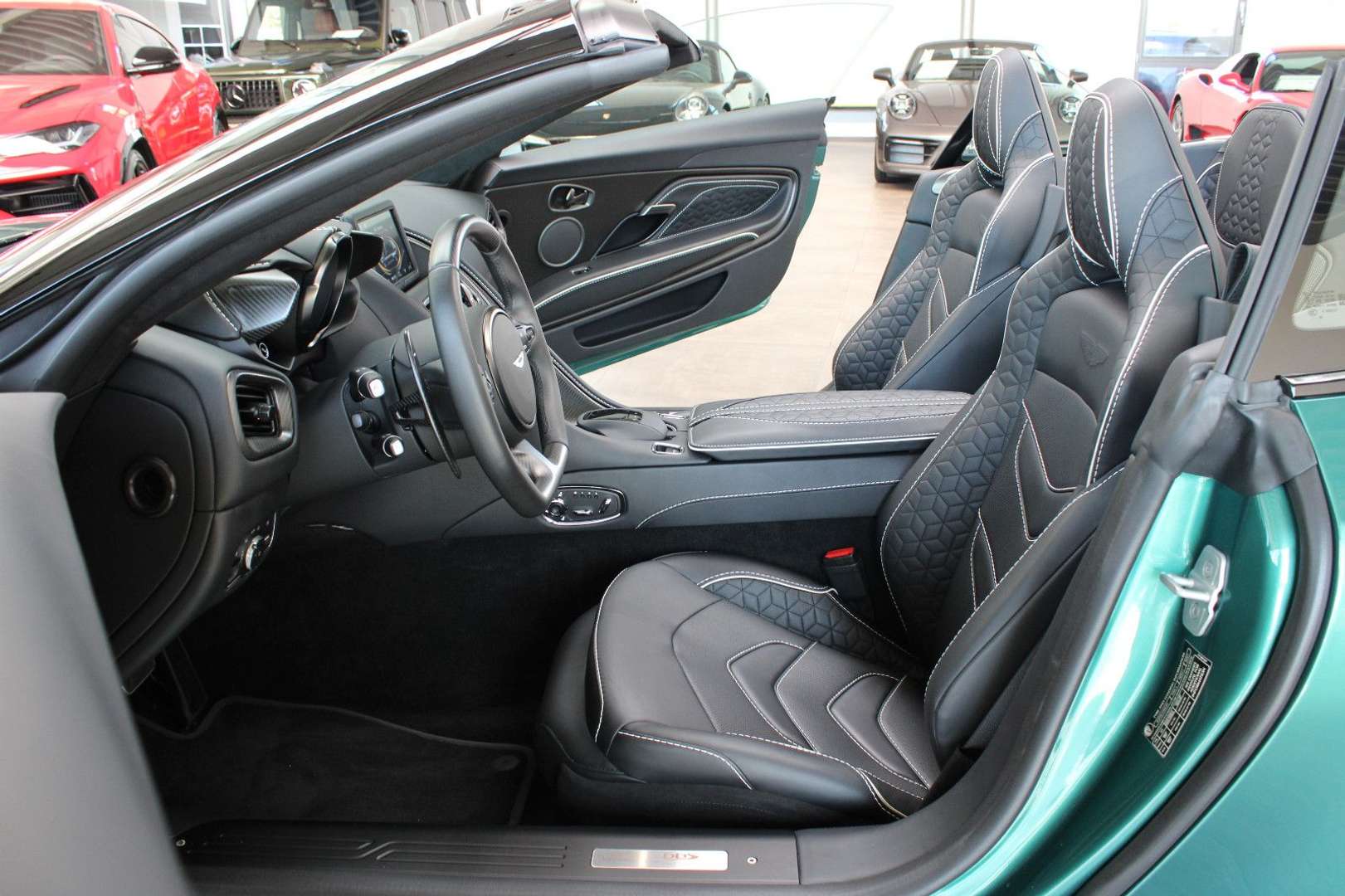 Aston Martin DBS Volante 5.2 V12 Racing Green - 2024 - Joinsteer - #5