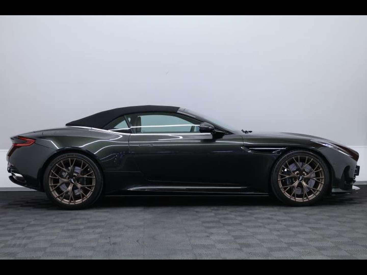 Aston Martin DB12 Volante V8 - 2024 - Joinsteer - #3