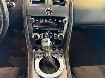 Aston Martin DBS 6.0 V12 — photo 10