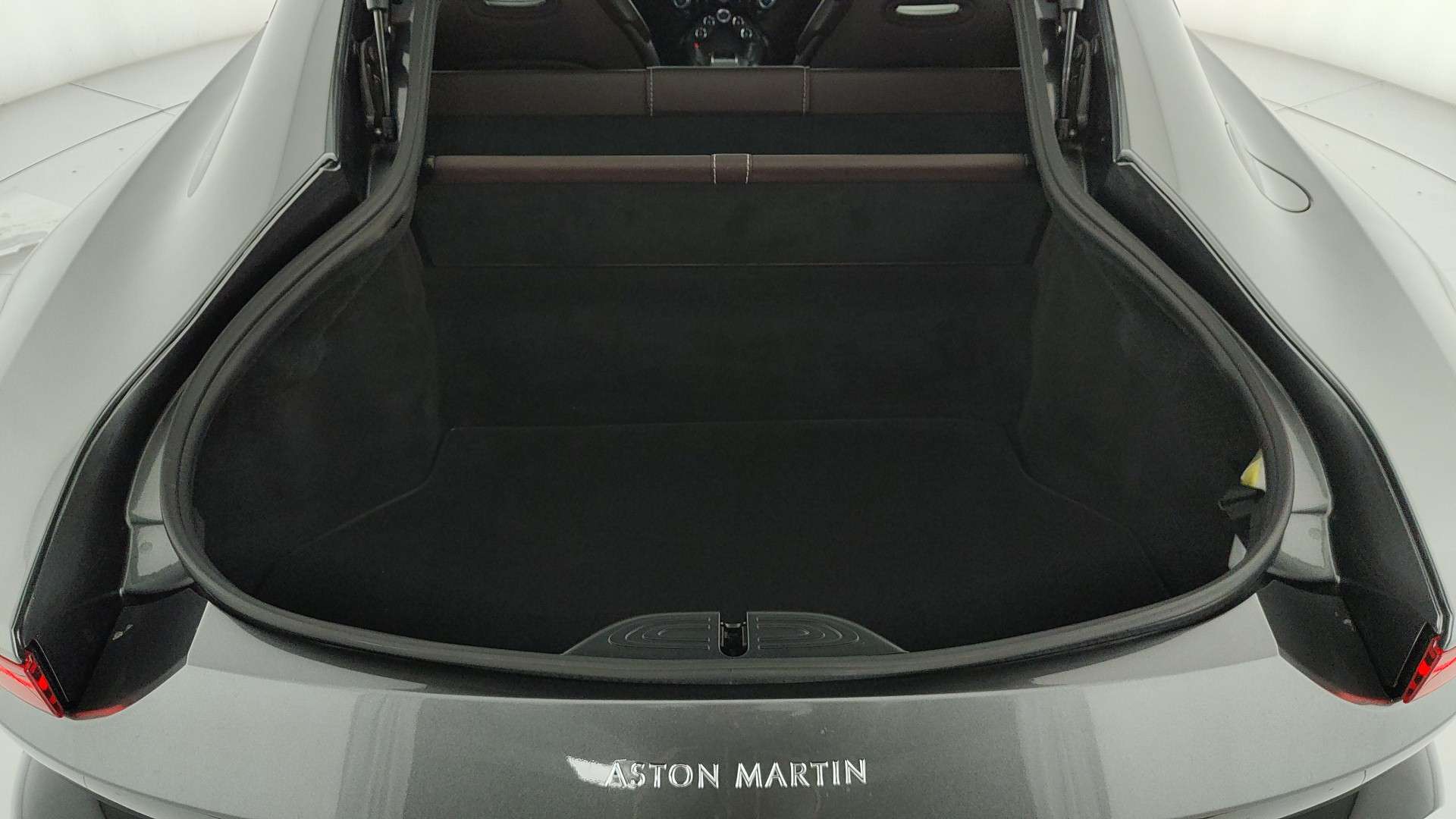 Aston Martin Vantage Coupe 4.0 V8 - 2020 - Joinsteer - #17