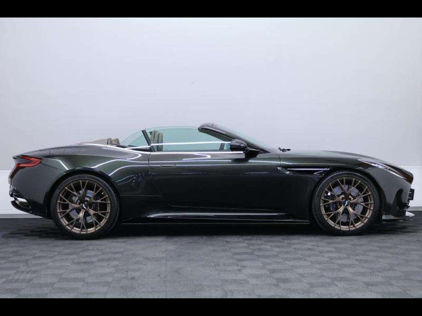 Aston Martin DB12 Volante V8 - 2024 - Joinsteer - #5