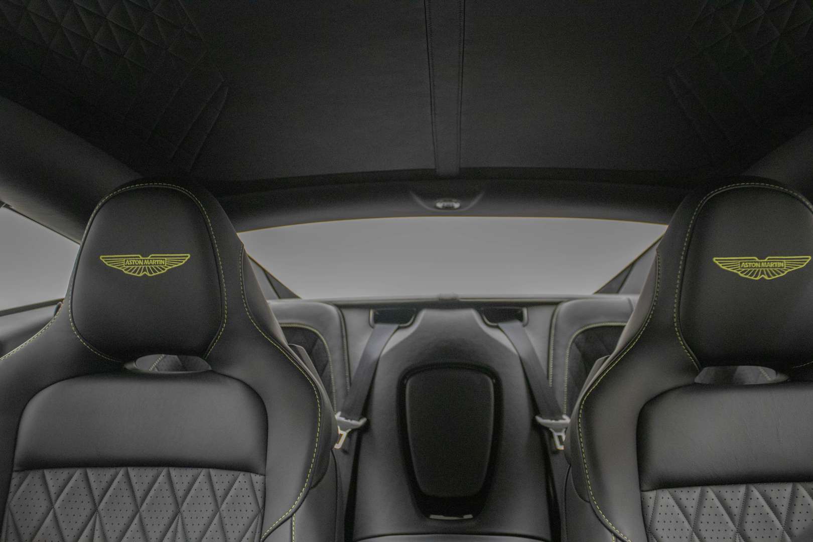 Aston Martin DB12 Coupé V8 - 2024 - Joinsteer - #21