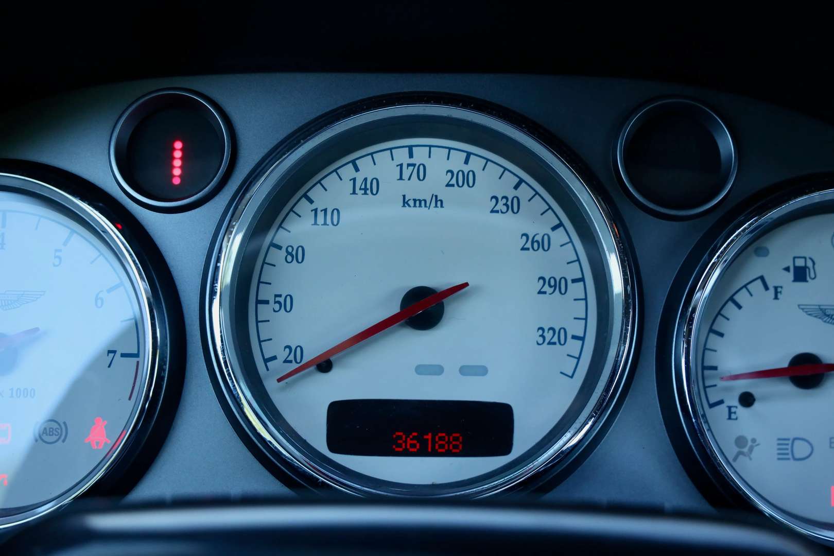 Aston Martin Vanquish V12 - 2002 - Joinsteer - #6