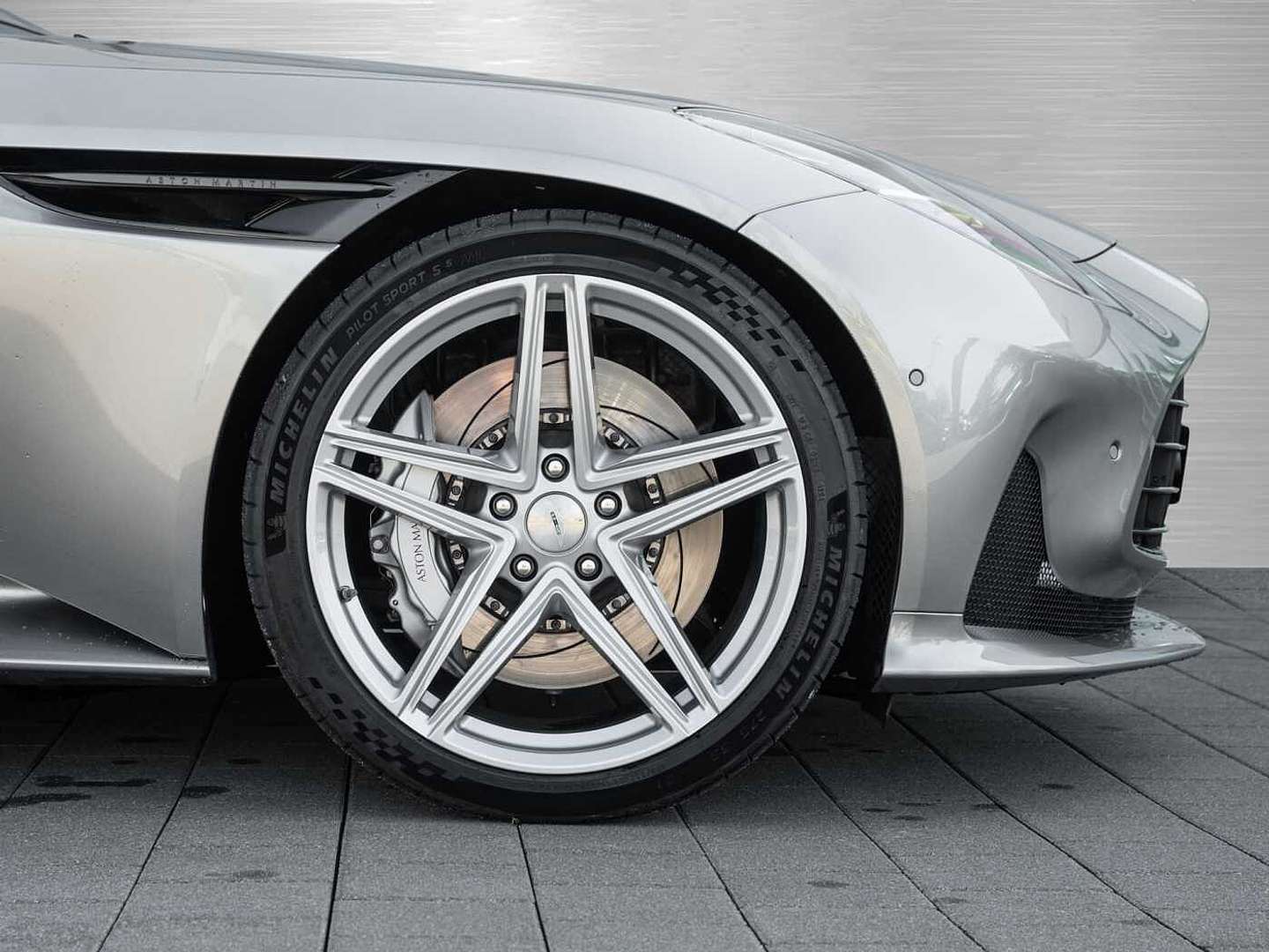 Aston Martin DB12 Coupé V8 - 2024 - Joinsteer - #3