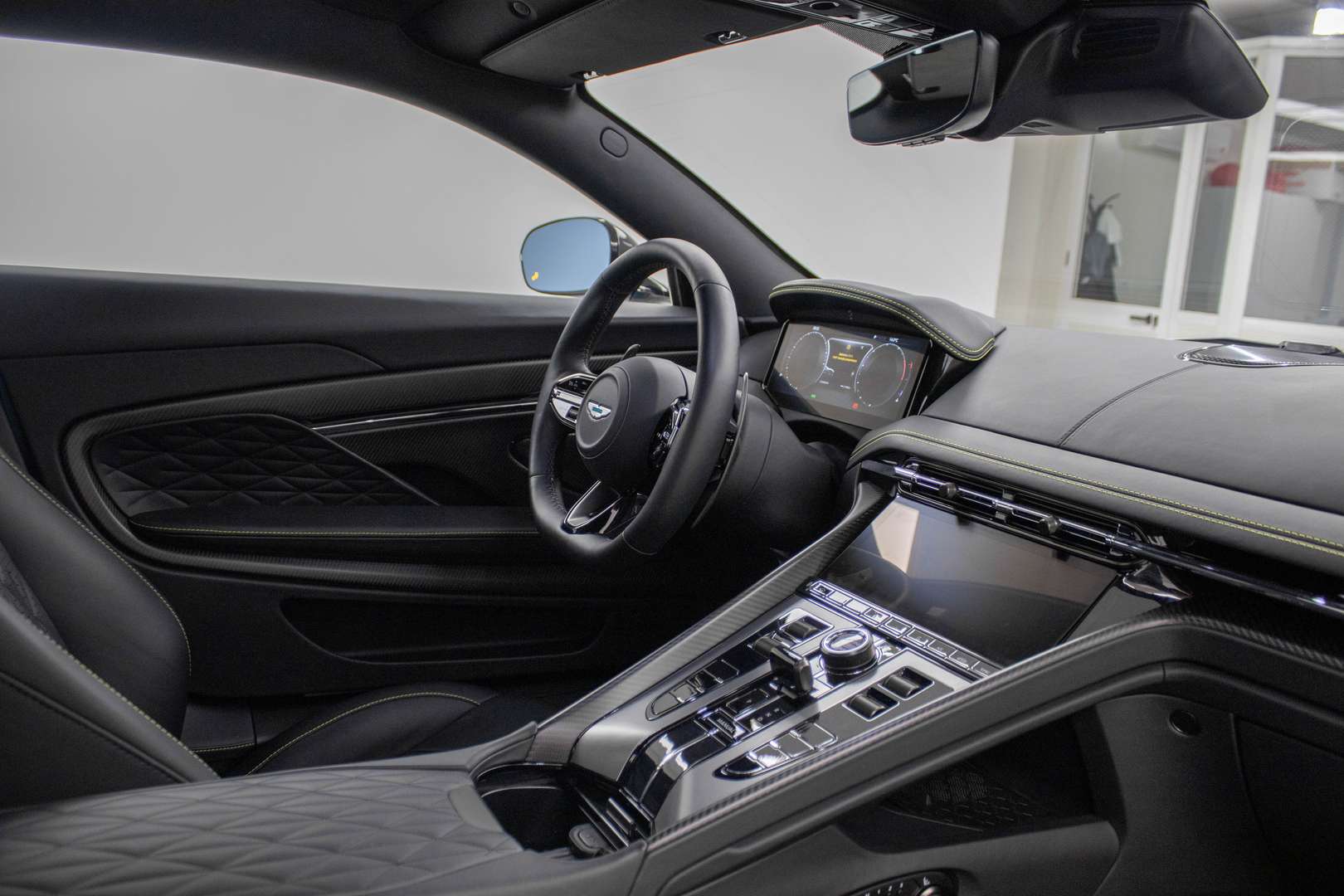 Aston Martin DB12 Coupé V8 - 2024 - Joinsteer - #23